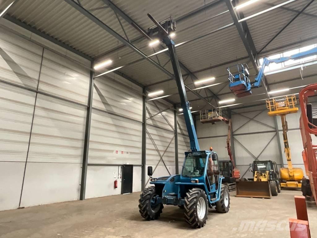 Merlo P 34.7 テレスコーピックハンドラー