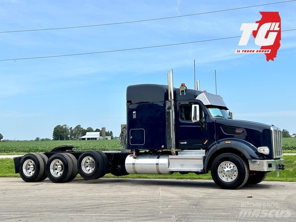 Peterbilt 567 中古トラクターヘッド | トレーラーヘッド