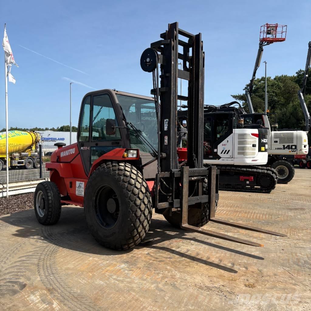 Manitou M 30.4 ラフターテレントラック