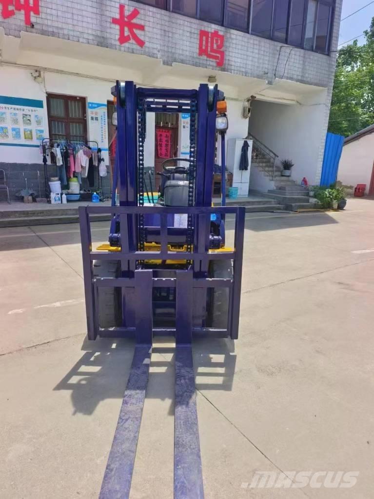 Komatsu FD 30 ディーゼル・軽油