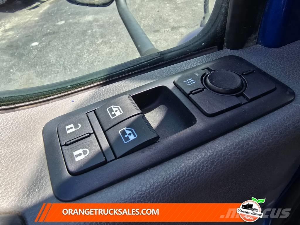 International MV607 平ボディー