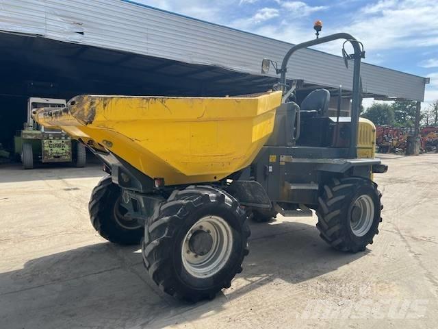 Wacker Neuson DW 60 サイト　ダンプ