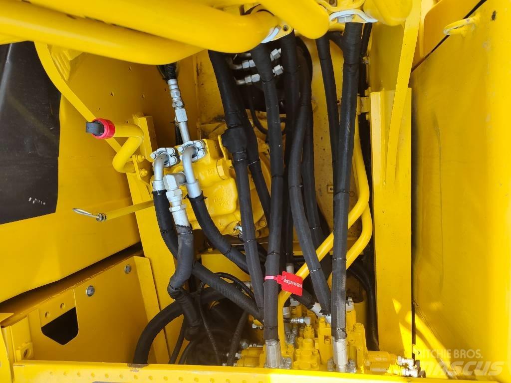 Komatsu PC 200 大型油圧ショベル12t以上（パワーショベル・ユンボ）