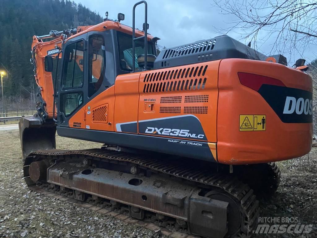 Doosan DX 235 NLC-5 大型油圧ショベル12t以上（パワーショベル・ユンボ）