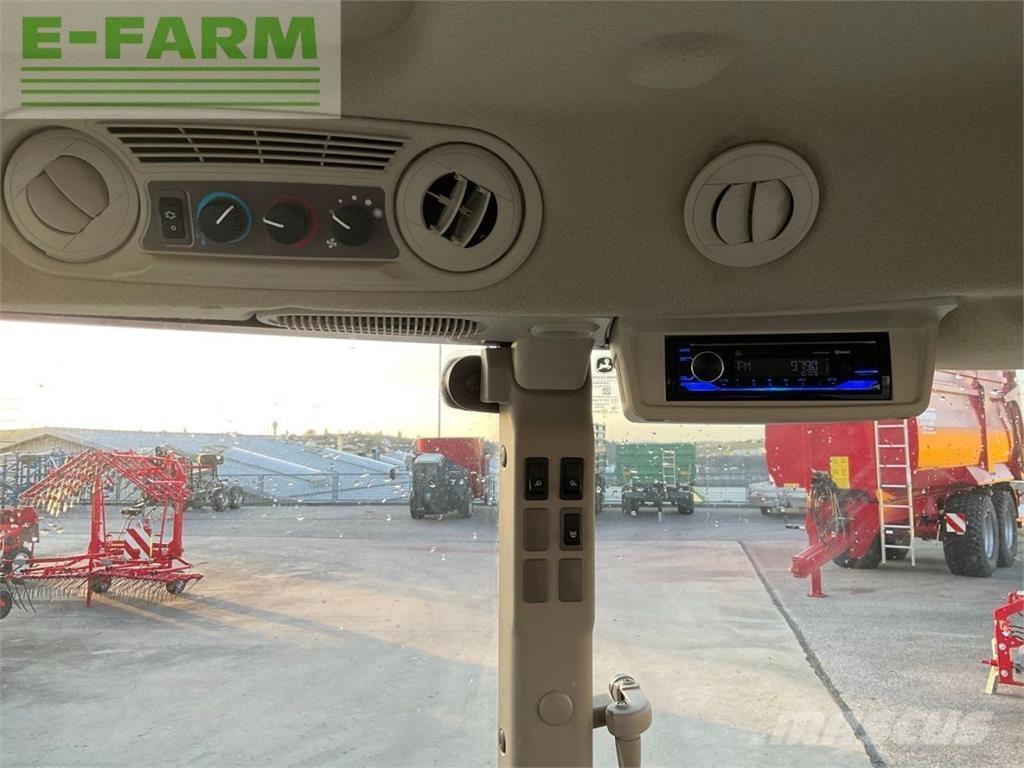 John Deere 5075E トラクター