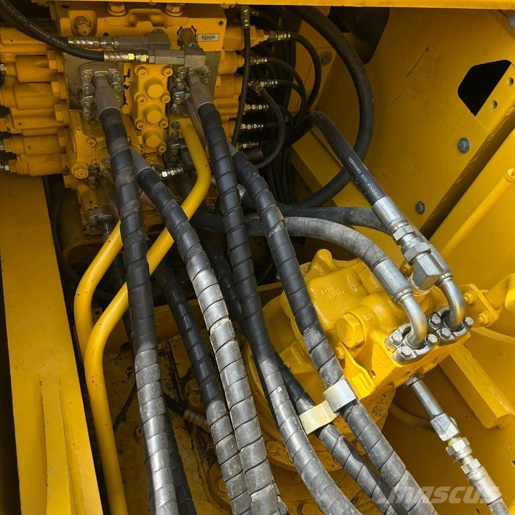 Komatsu 210-8 大型油圧ショベル12t以上（パワーショベル・ユンボ）