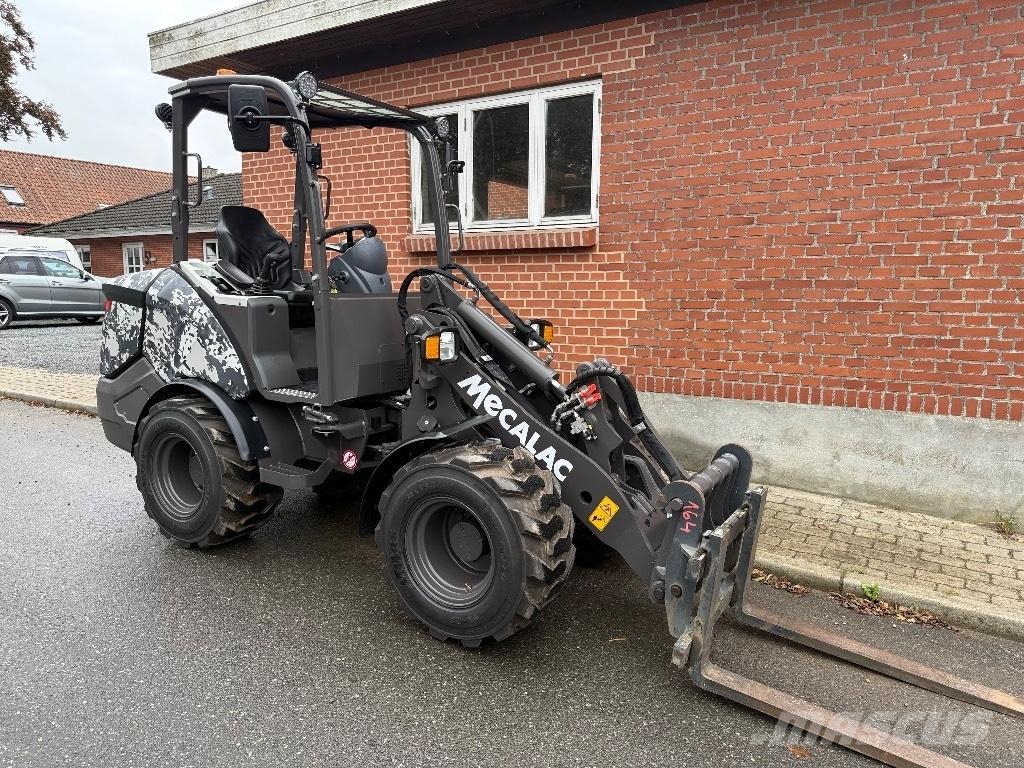 Mecalac MCL 6+ ミニローダー