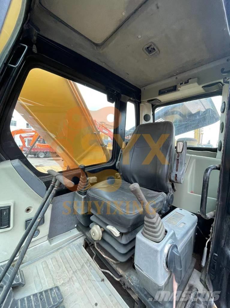 Hyundai Robex 220-7 大型油圧ショベル12t以上（パワーショベル・ユンボ）