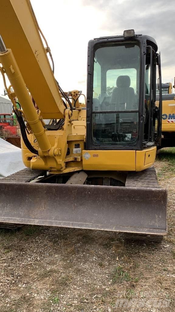 Komatsu PC 78 MR-6 大型油圧ショベル12t以上（パワーショベル・ユンボ）