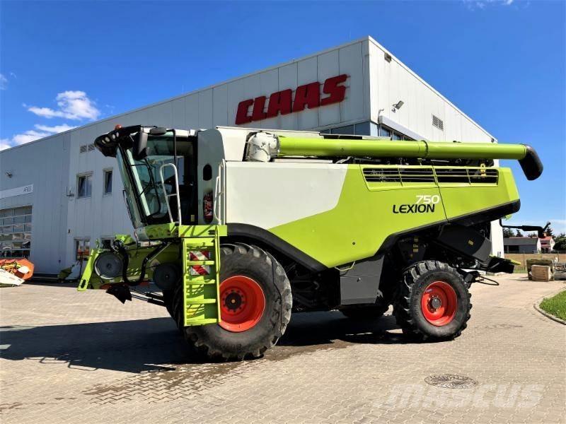 CLAAS LEXION 750 コンバイン