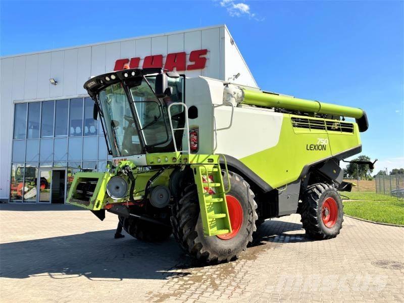 CLAAS LEXION 750 コンバイン