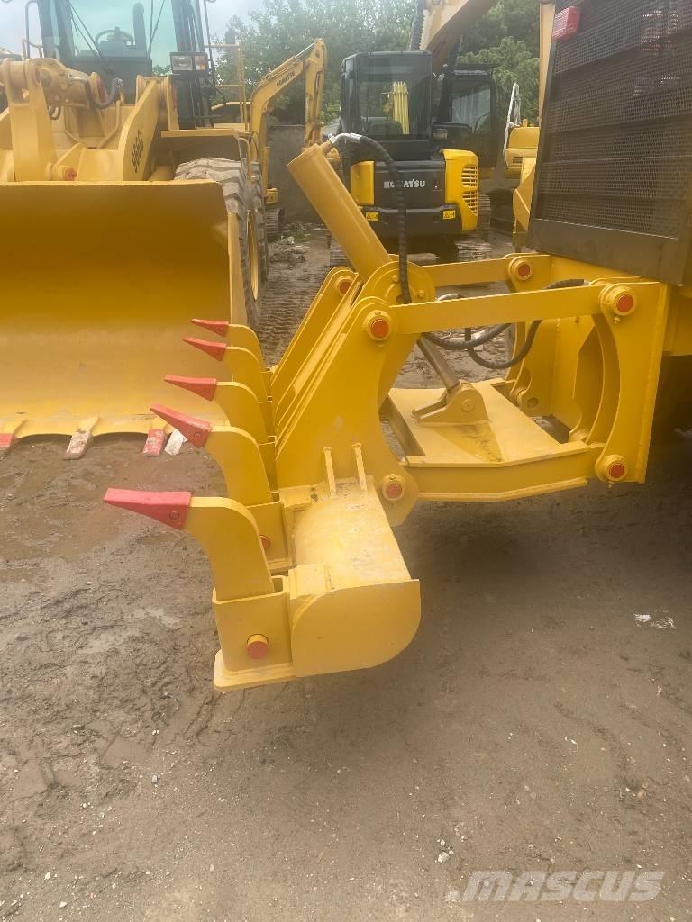 CAT 120 H モーターグレーダー