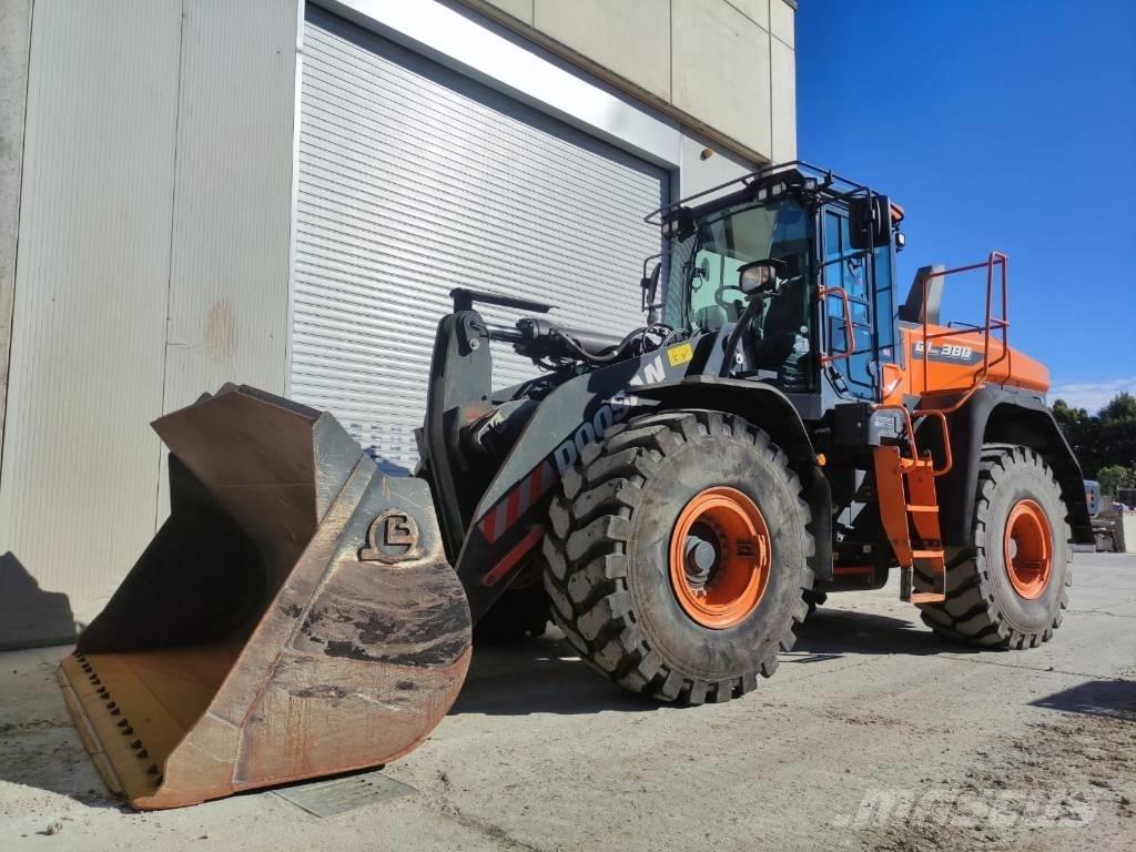 Doosan DL 380-7 ホイールローダー・タイヤショベル