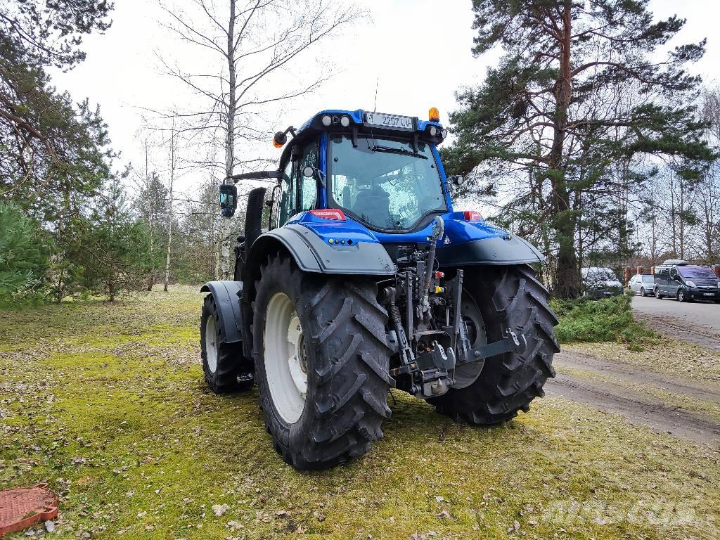 Valtra T 194 Active トラクター