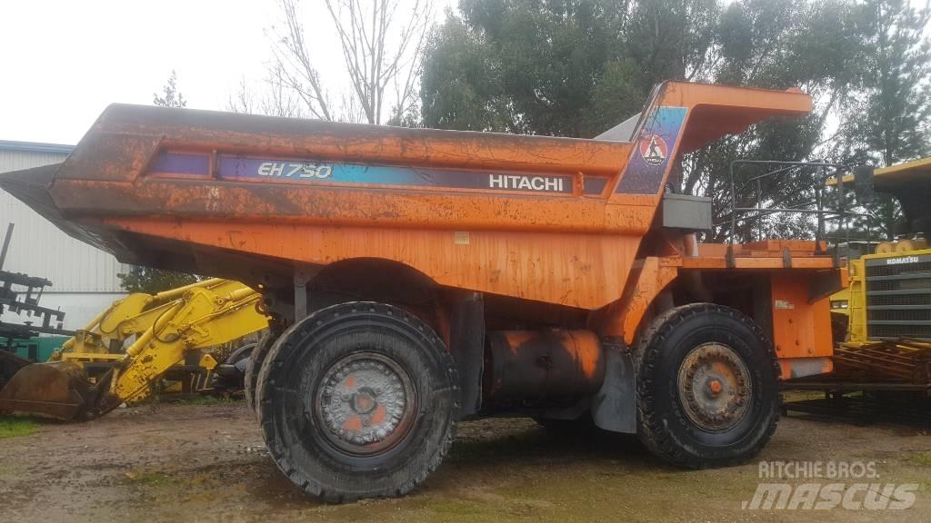 Hitachi EH 750-2 リジットフレーム式ダンプトラック