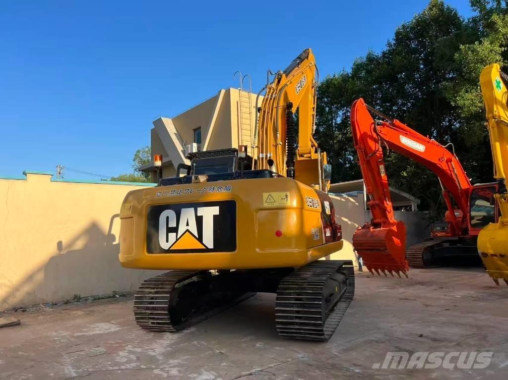 CAT 320 D 大型油圧ショベル12t以上（パワーショベル・ユンボ）