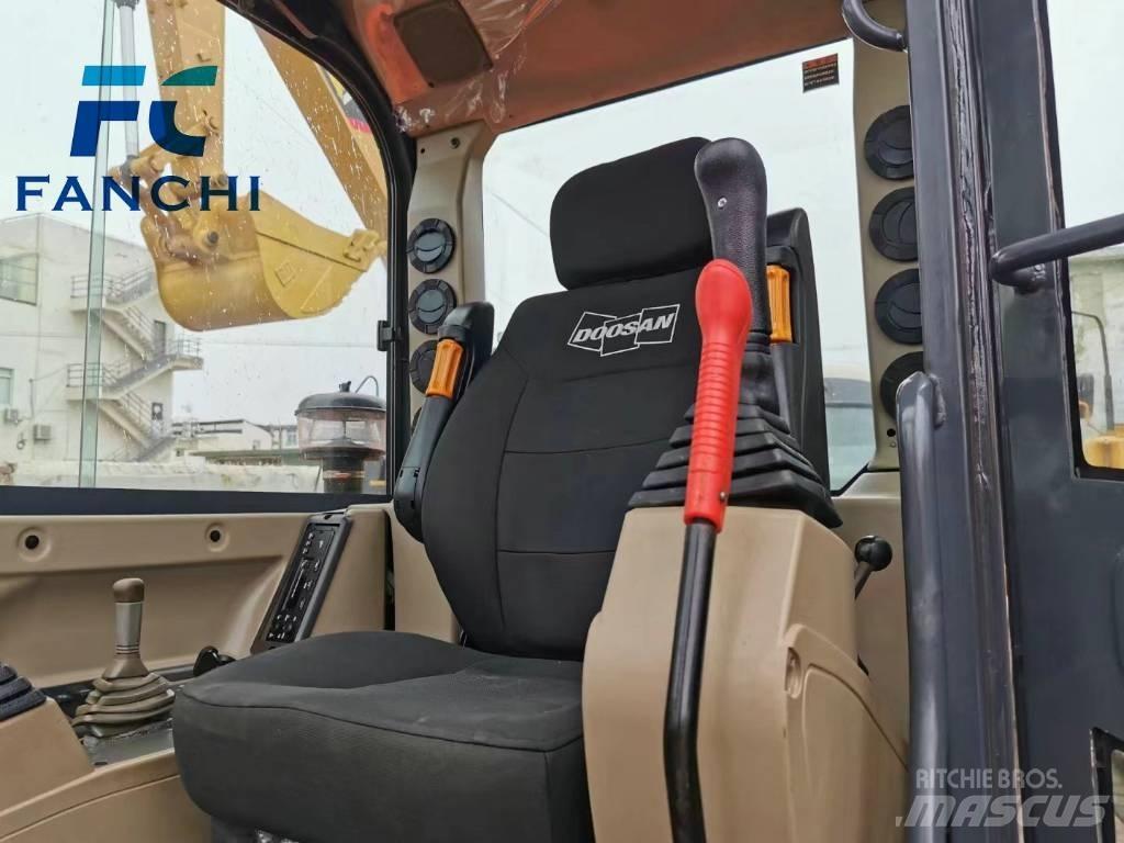 Doosan DH 60 ミニ油圧ショベル 7t以下（ミニユンボ・ミニディガー）