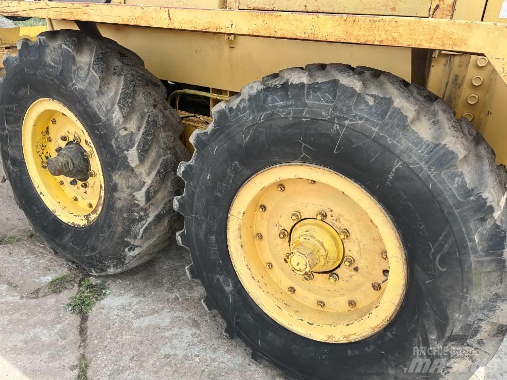 Baukema SHM4-120A モーターグレーダー