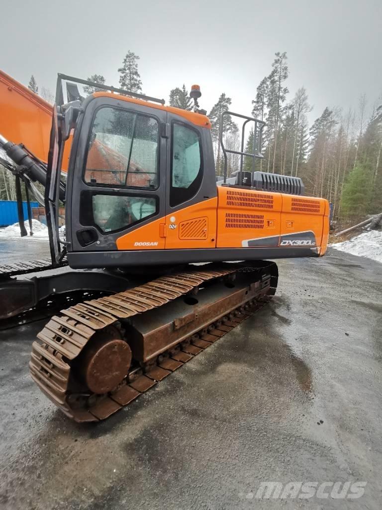 Doosan DX 300 LC-5 大型油圧ショベル12t以上（パワーショベル・ユンボ）