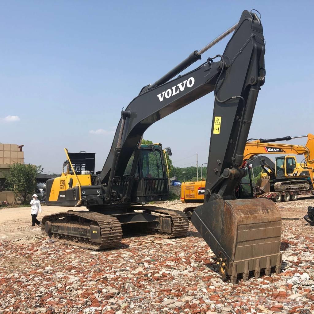 Volvo EC240 大型油圧ショベル12t以上（パワーショベル・ユンボ）