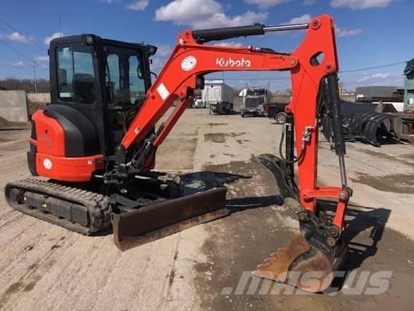 Kubota U 35-4 ミニ油圧ショベル 7t以下（ミニユンボ・ミニディガー）