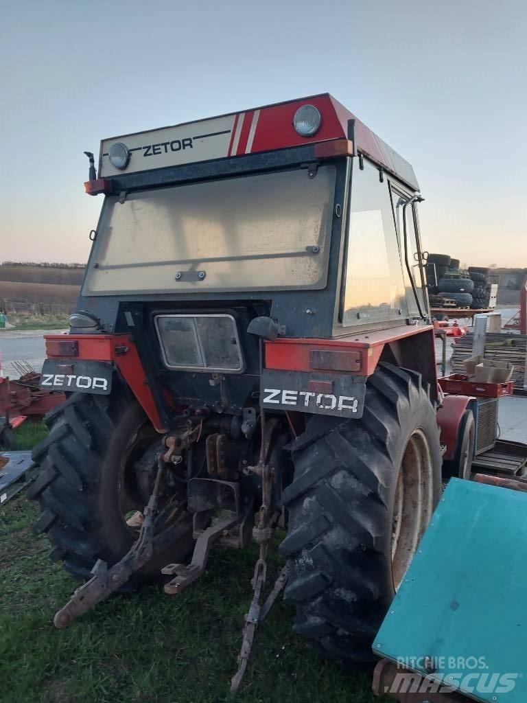 Zetor 7211 トラクター