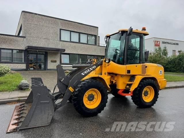 Volvo L 30 G ホイールローダー・タイヤショベル