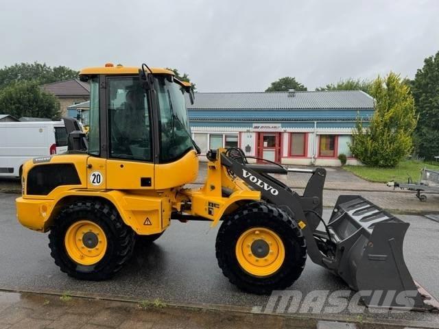 Volvo L 30 G ホイールローダー・タイヤショベル