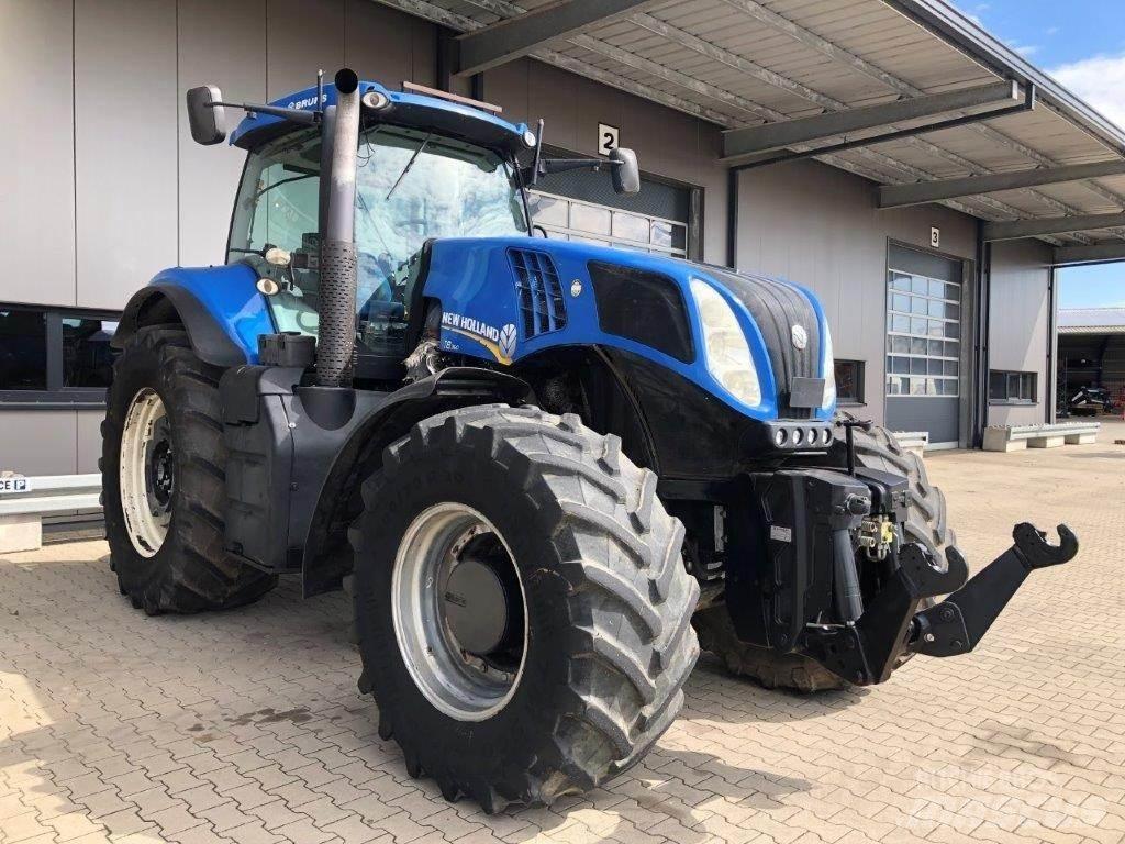 New Holland T8.360 トラクター