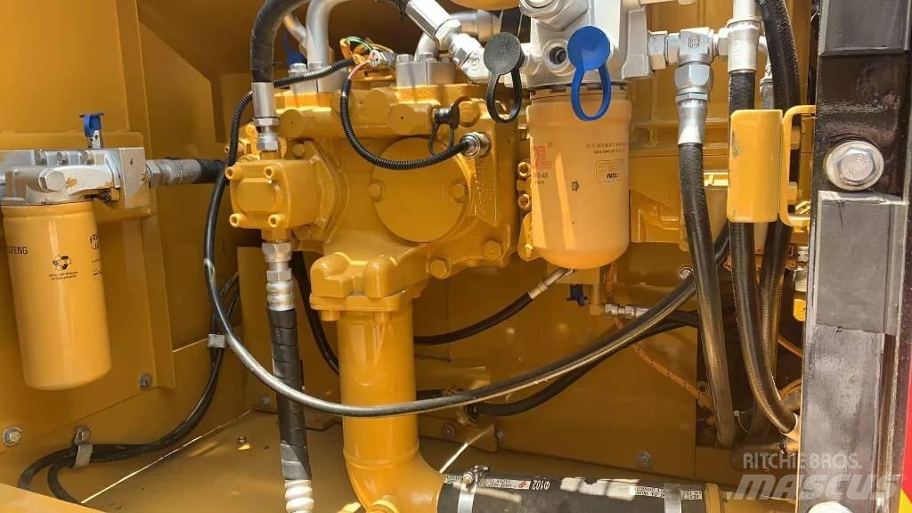 CAT 325D2L 大型油圧ショベル12t以上（パワーショベル・ユンボ）