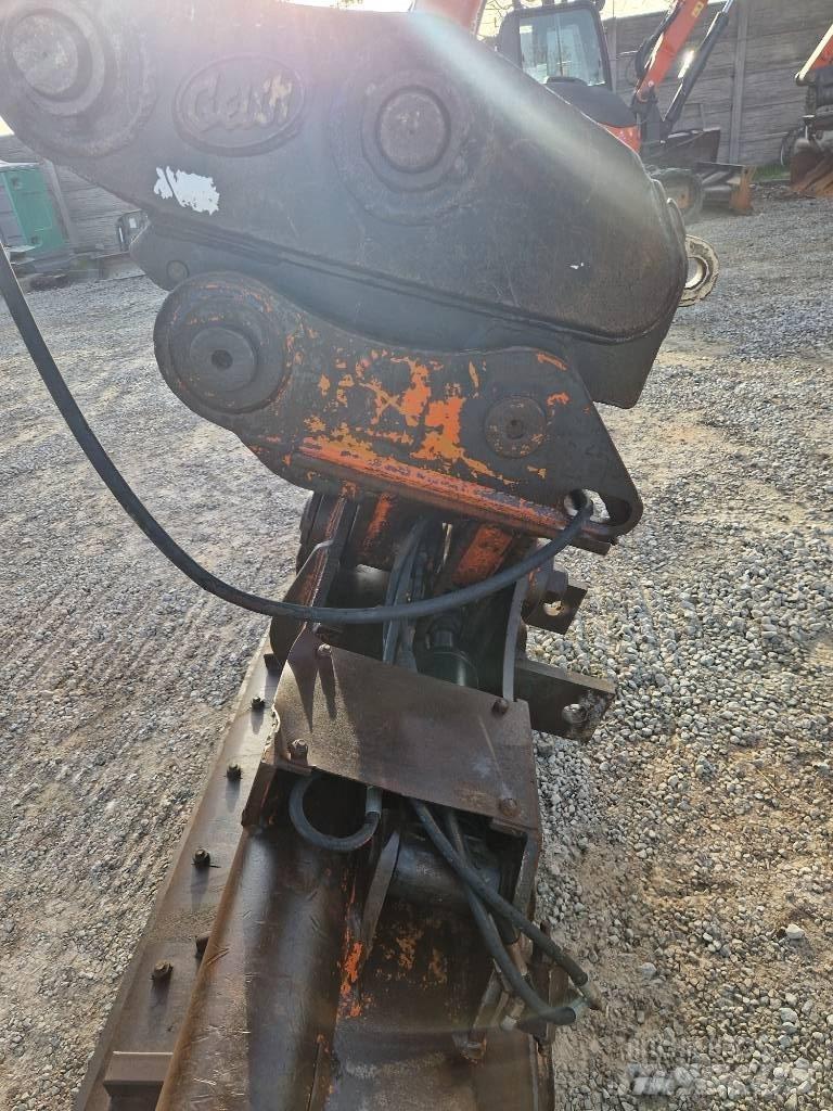 Hitachi ZX 160 LC-5 大型油圧ショベル12t以上（パワーショベル・ユンボ）