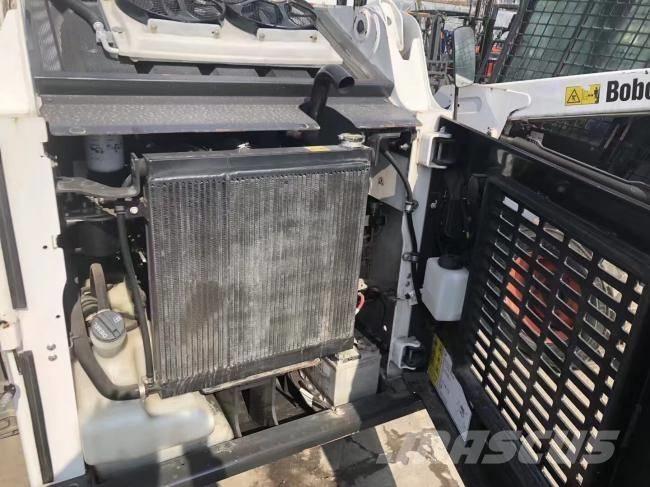 Bobcat S 16 スキッドステアローダー