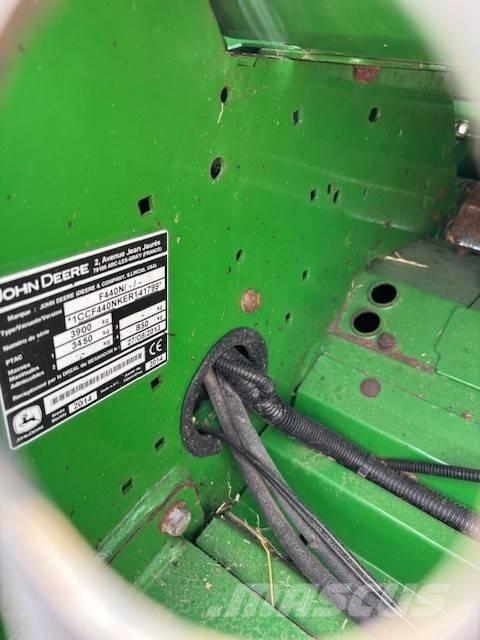 John Deere F 440 R ラウンドベーラー