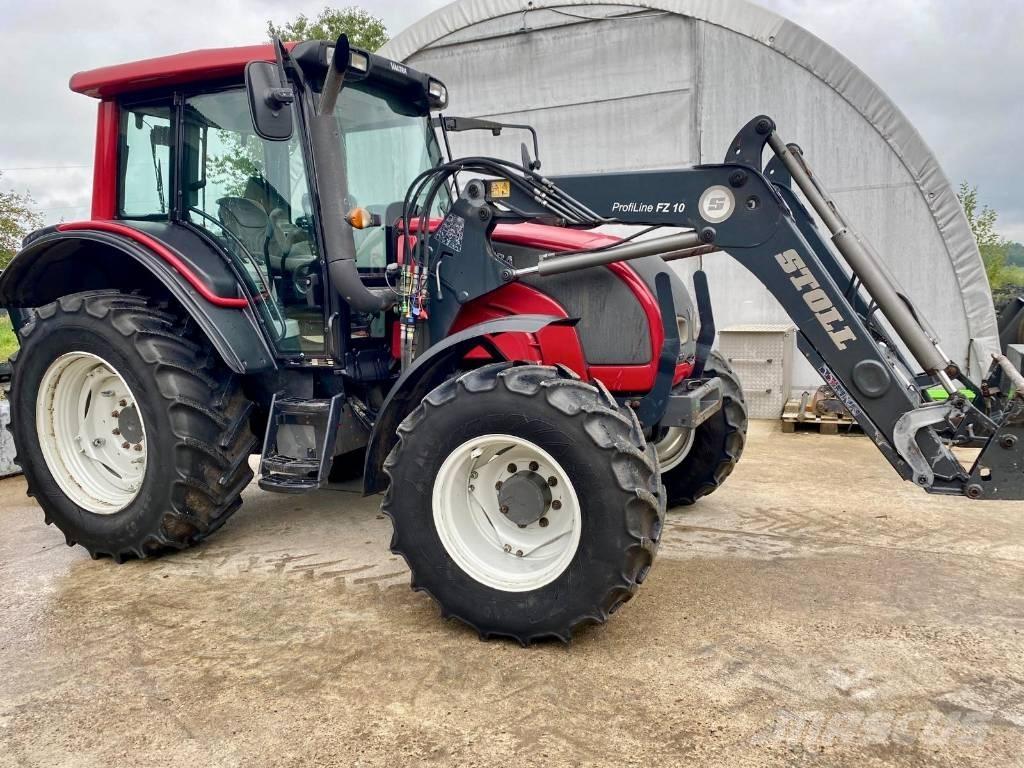 Valtra N 101 HT トラクター