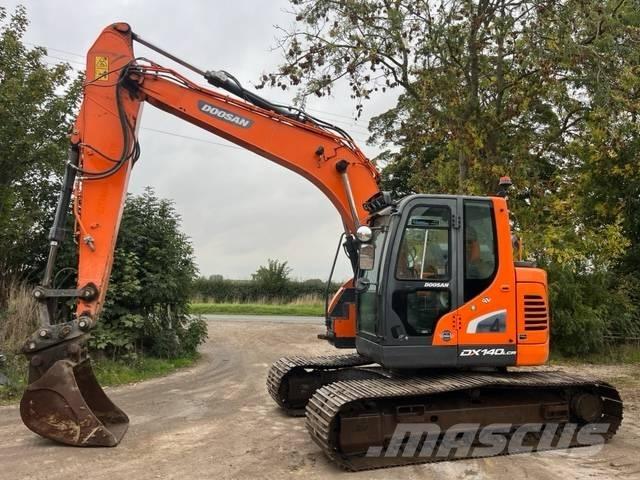 Doosan DX 140 LCR-5 大型油圧ショベル12t以上（パワーショベル・ユンボ）