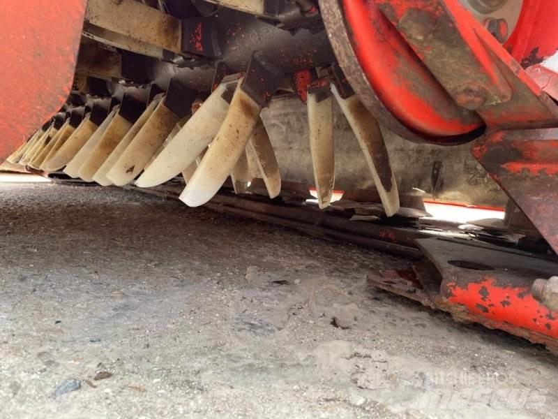 Kuhn FC 280 F モアーコンディショナー