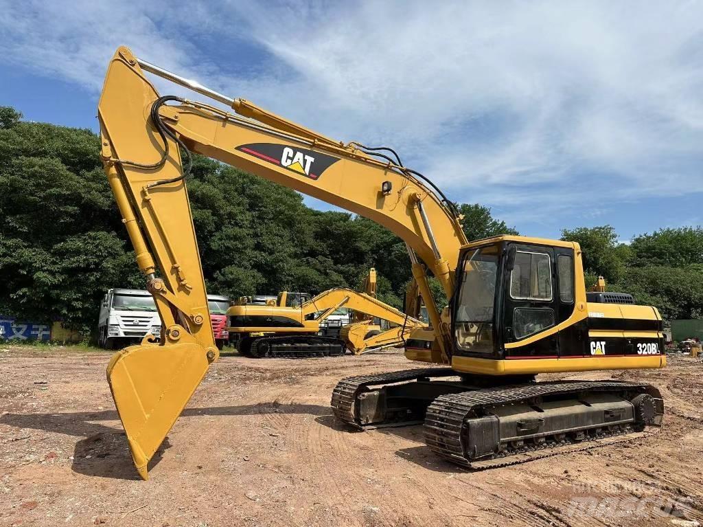 CAT 320 B L 大型油圧ショベル12t以上（パワーショベル・ユンボ）
