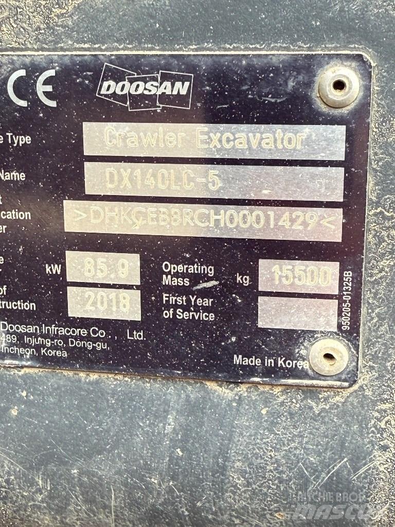 Doosan DX 140 LC 大型油圧ショベル12t以上（パワーショベル・ユンボ）