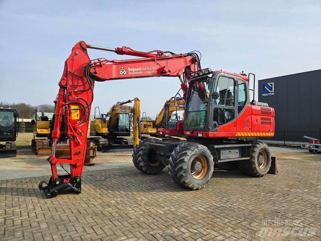 Doosan DX 140 W-3 ホイール式油圧ショベル（パワーショベル・ユンボ・バックホー）