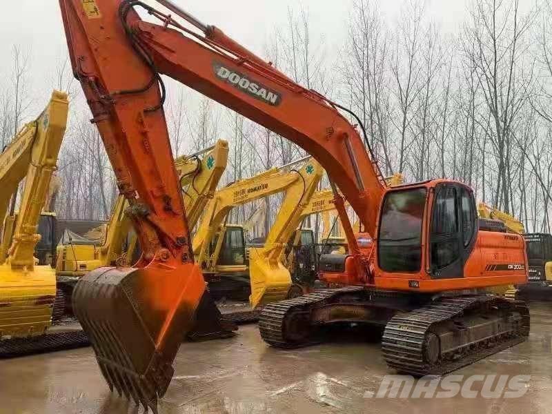 Doosan DX300LC 大型油圧ショベル12t以上（パワーショベル・ユンボ）