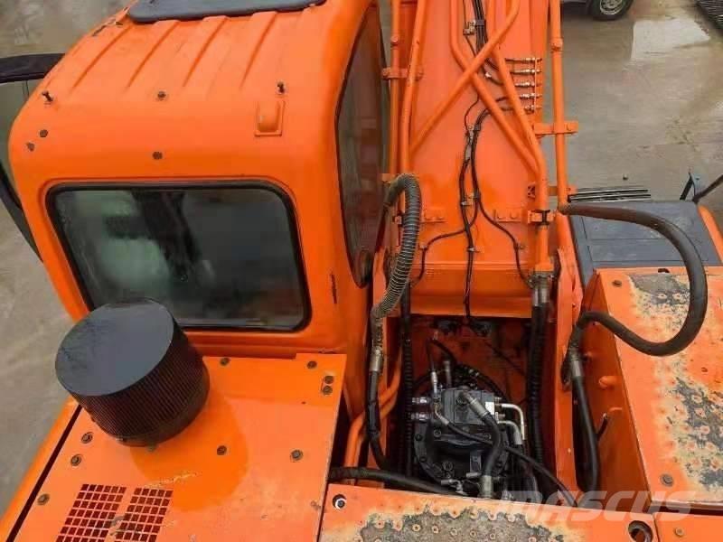 Doosan DX300LC 大型油圧ショベル12t以上（パワーショベル・ユンボ）