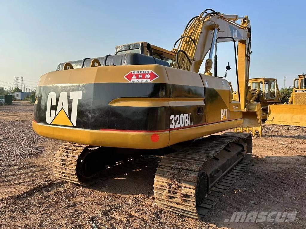 CAT 320 B 大型油圧ショベル12t以上（パワーショベル・ユンボ）