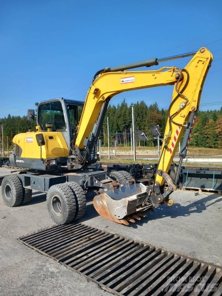 Doosan DX 57 W-5 ホイール式油圧ショベル（パワーショベル・ユンボ・バックホー）