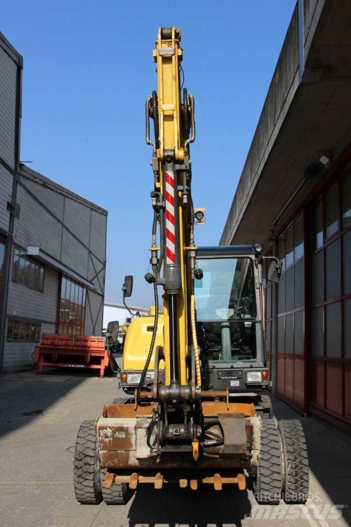 Doosan DX 57 W-5 ホイール式油圧ショベル（パワーショベル・ユンボ・バックホー）