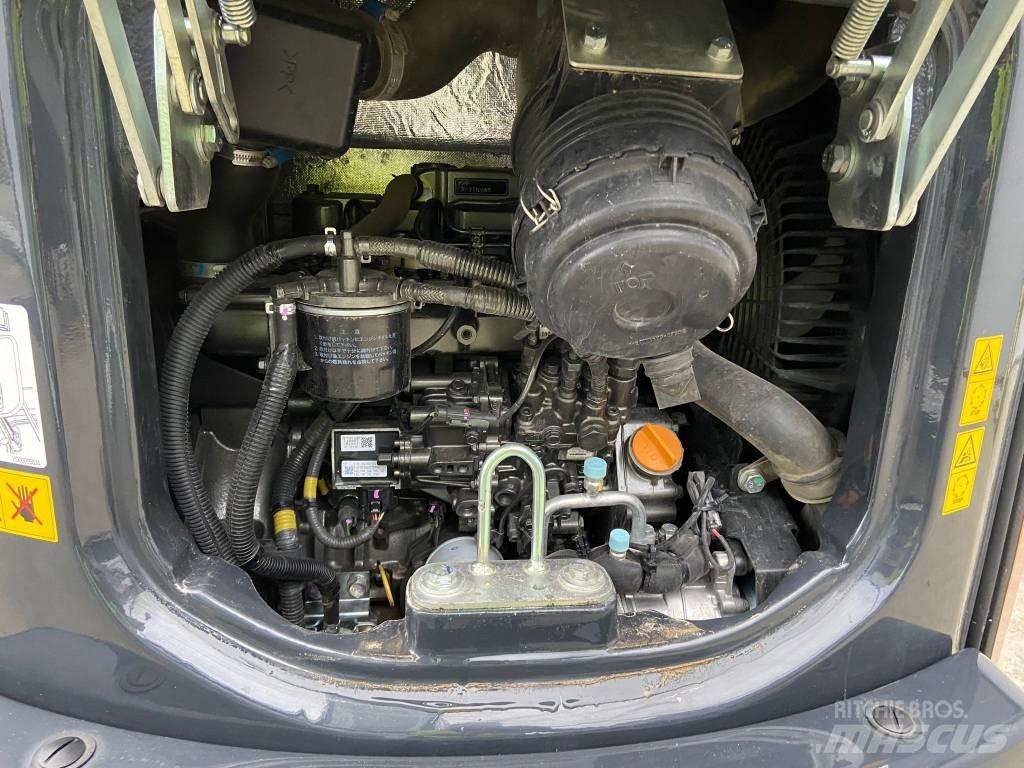 Hitachi ZX 33 U-6 ミニ油圧ショベル 7t以下（ミニユンボ・ミニディガー）