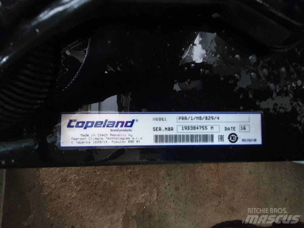 Delaval DXCR1100 ミルク貯蓄設備
