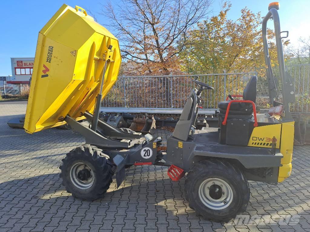 Wacker Neuson DW30 サイト　ダンプ