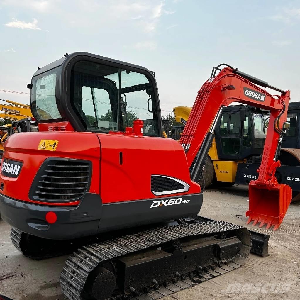 Doosan DX60-9C ミニ油圧ショベル 7t以下（ミニユンボ・ミニディガー）