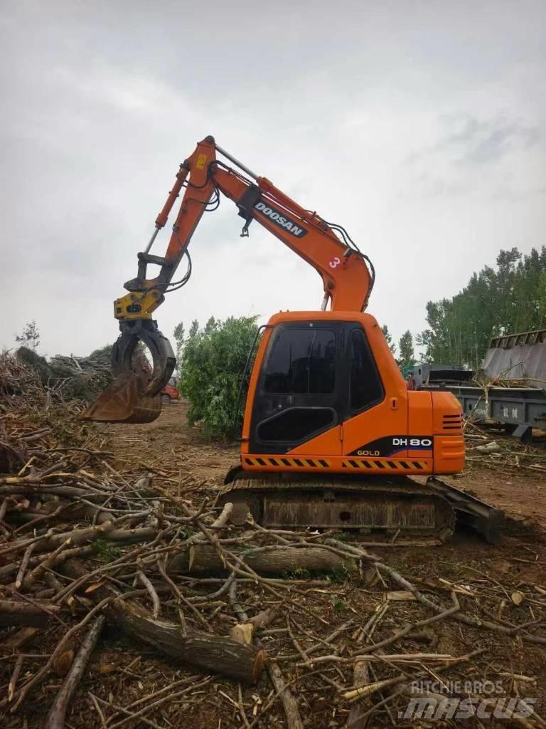 Doosan DH 80 大型油圧ショベル12t以上（パワーショベル・ユンボ）