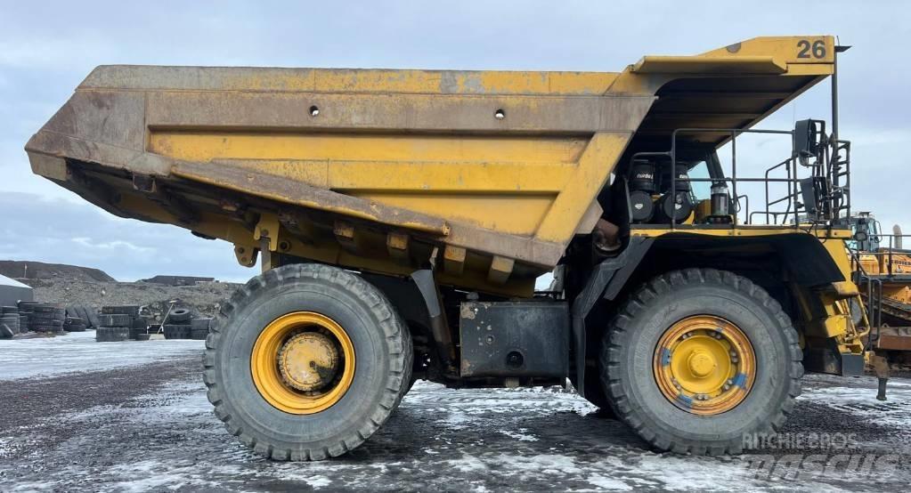 Komatsu 605-7 リジットフレーム式ダンプトラック